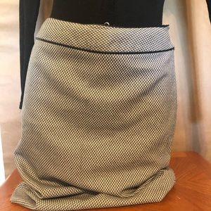 Textured High-Waist Pencil Skirt